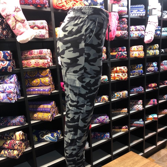 Joggers - Picture 1 of 6